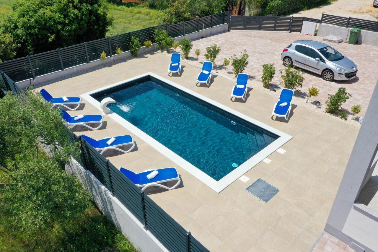 Apartmani Vlado Mitar Sukošan Esterno foto